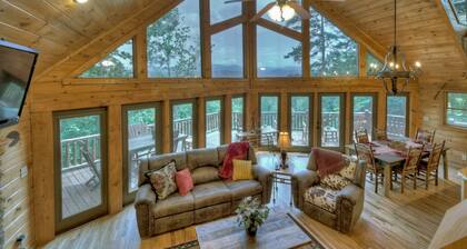 Born In The Rockies | MTN Views | Hot Tub | Fire Pit