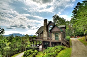 Exterior - Shepherd's Sky View | Secluded | MTN Views | Pool Table | (Morganton)