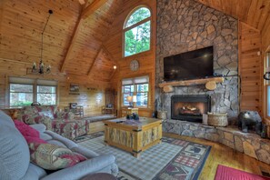 TV - Shepherd's Sky View | Secluded | MTN Views | Pool Table | (Morganton)