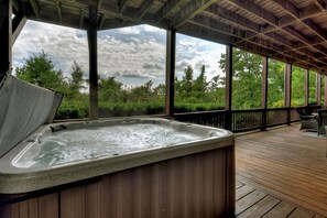 Baignoire à remous extérieure