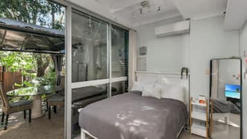 1 habitación y ropa de cama