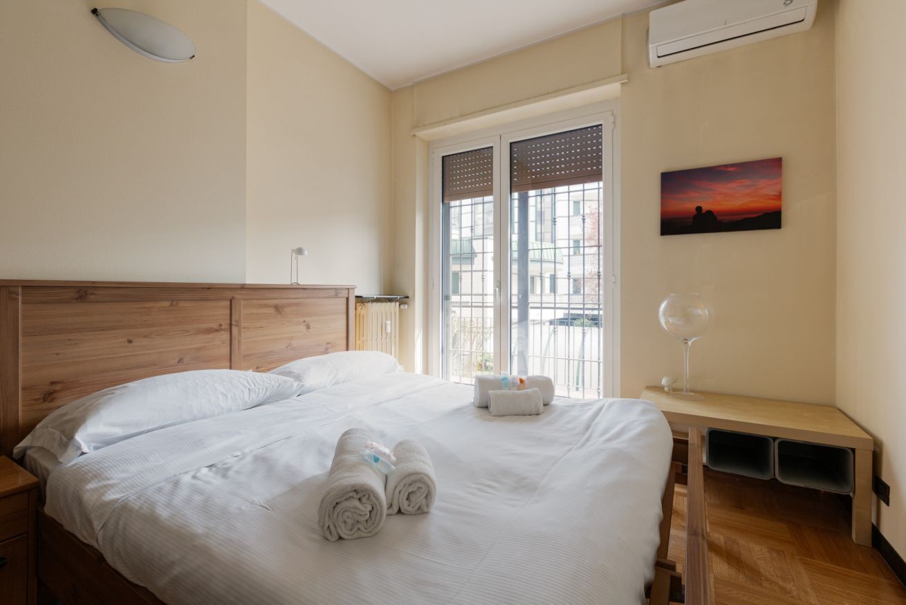 1 slaapkamer, een strijkplank/strijkijzer, wifi, beddengoed