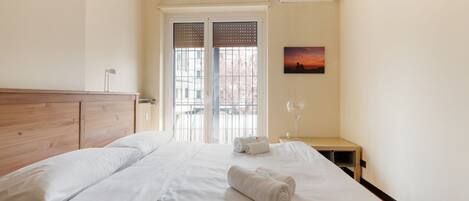 1 chambre, fer et planche à repasser, Wi-Fi, draps fournis