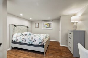 2 soverom, strykejern/-brett, wi-fi og sengetøy