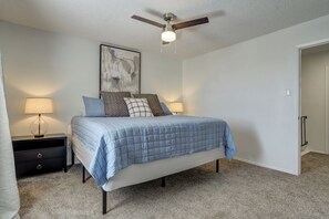 2 quartos, ferros/tábuas de passar roupa, Wi-Fi de cortesia