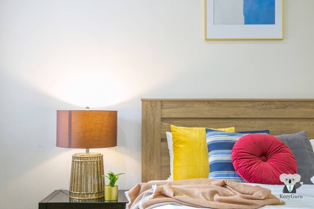 2 habitaciones, tabla de planchar con plancha, wifi y ropa de cama 