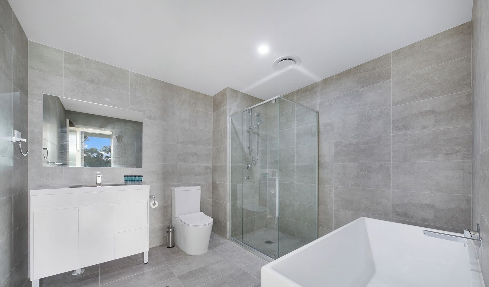 Kozyguru | Wentworthville | 2 Bed 2 Bath Apt - Blacktown
