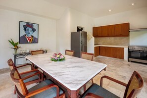 Family Villa, 2 Bedrooms, Private Pool | Living area