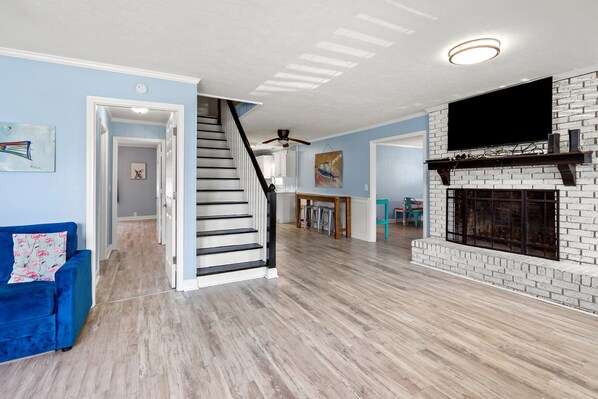 TV, fireplace, DVD player