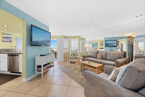 Télévision, cheminée, lecteur de DVD