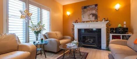 TV, fireplace, foosball, books