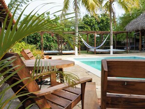 Una piscina techada, una piscina climatizada