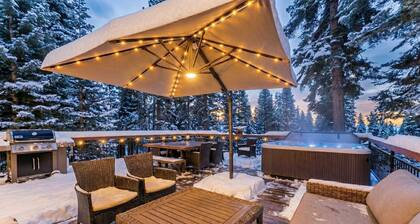 Modern Mountain Luxury Retreat: Hot Tub & Grill