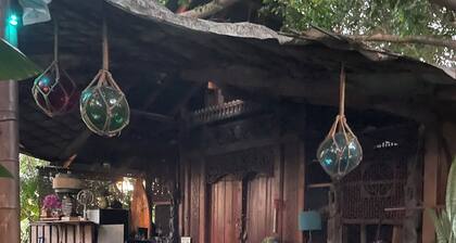 Kealakekua Bay Bali Cottage