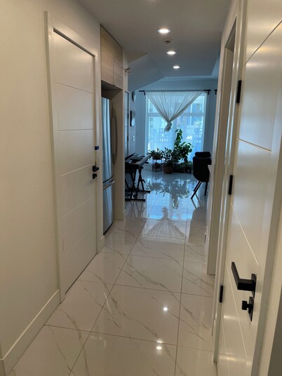 New Luxury Walkout Suite