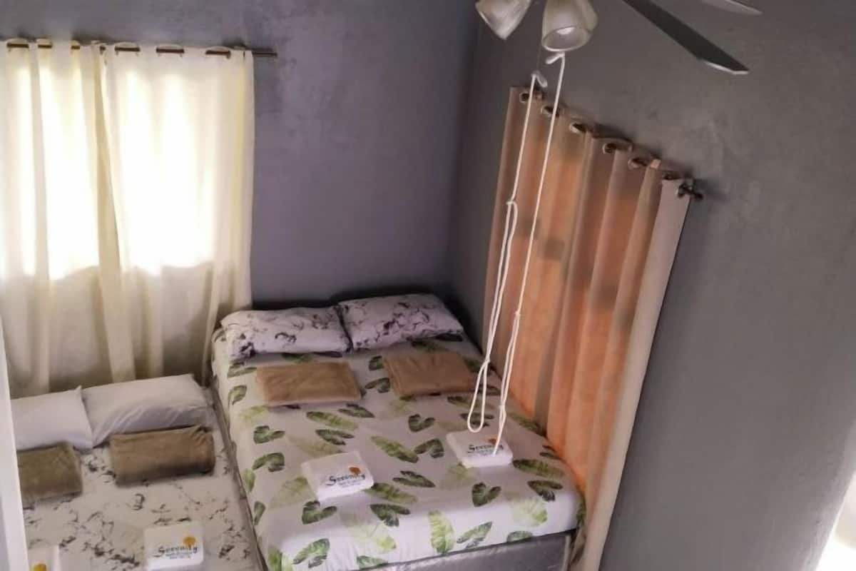 Katil lipat simpan/tambahan, Wi-fi percuma, cadar katil