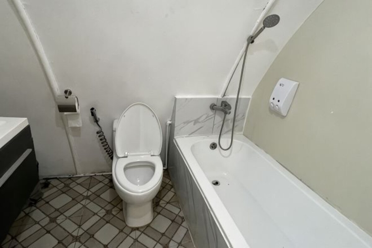 Badkamer | Gratis toiletartikelen, handdoeken, zeep, shampoo