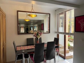 Dining - 90m² souplex apartment (Paris)