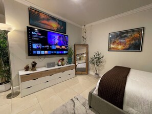 1 habitación, cuna de viaje, wifi gratis y ropa de cama