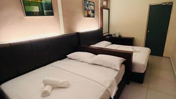 Family Room, Non Smoking, Private Bathroom