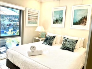 3 bedrooms, desk, iron/ironing board, WiFi