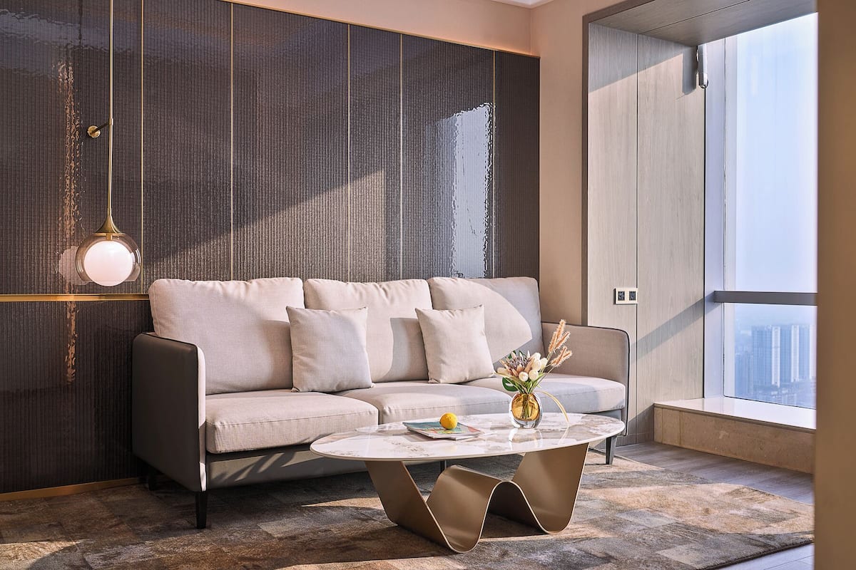 Luxe studio suite | Hypoallergeen beddengoed, een bureau, een laptopwerkplek