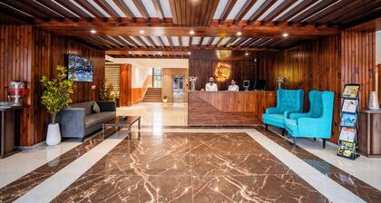 ALt Life Luxe Himalayan Crown Mcleod