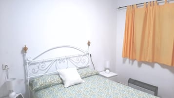 3 camere, ferro/asse da stiro, Wi-Fi gratuito, lenzuola