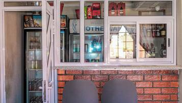 Bar (di hartanah)