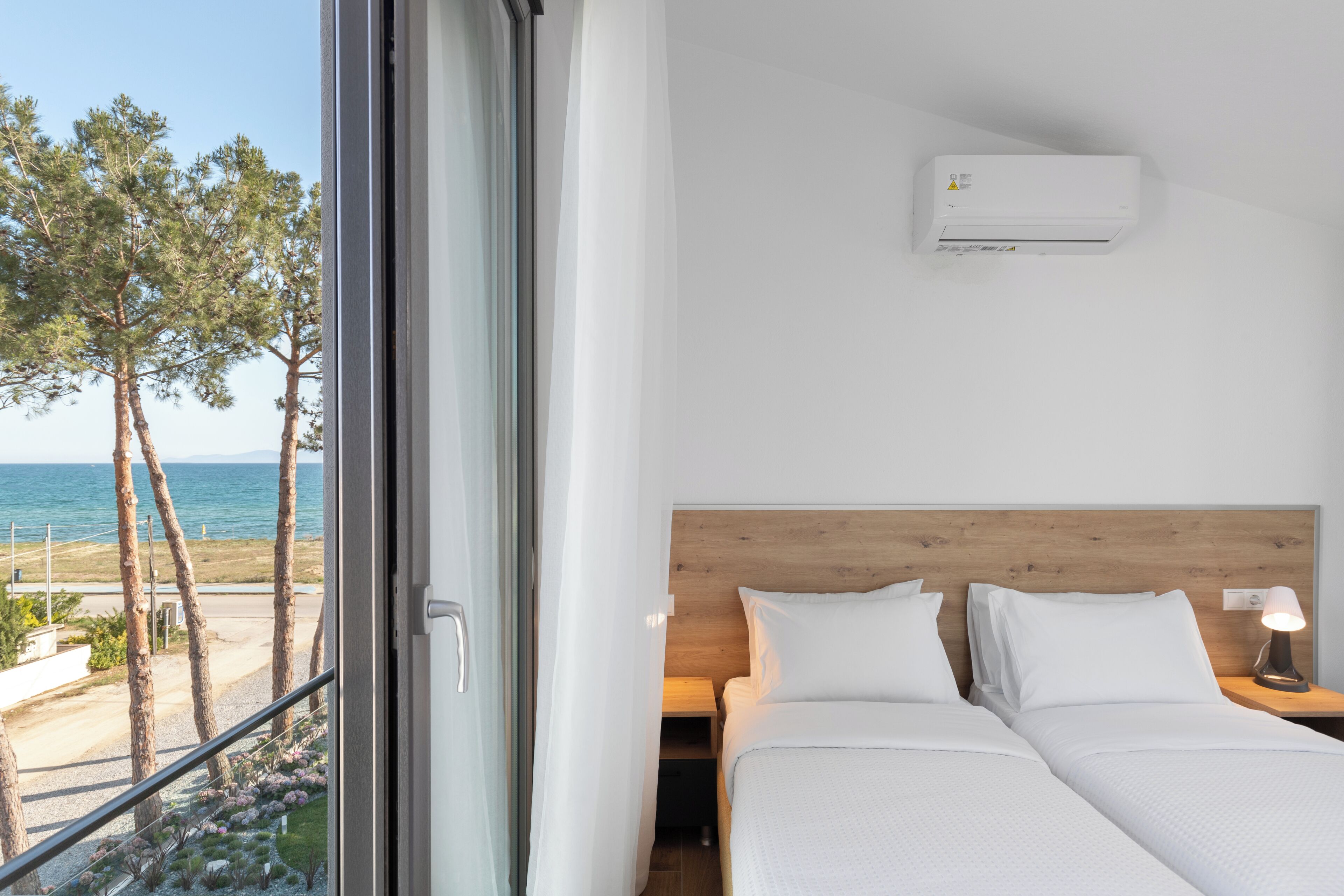 4 bedrooms, free WiFi, bed sheets