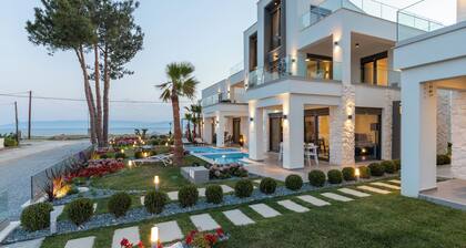 Sea Residence -4 bedroom Villa with Private Pool