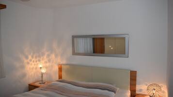 1 bedroom, in-room safe, bed sheets