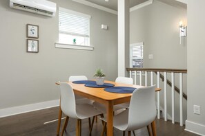 Dining - Modern Condo w/ Mountain Views, 2 Private Decks! (Chattanooga)