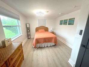 3 Schlafzimmer, Schreibtisch, Bügeleisen/Bügelbrett, kostenloses WLAN