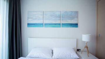 Deluxe Apartment, Balcony, City View | Desk, laptop workspace, iron/ironing board, free WiFi