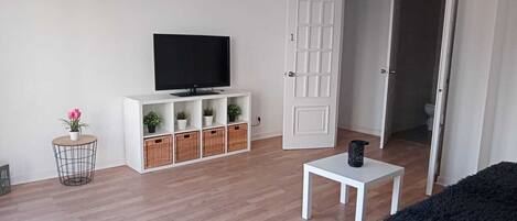 3 dormitorios, tabla de planchar con plancha, wifi