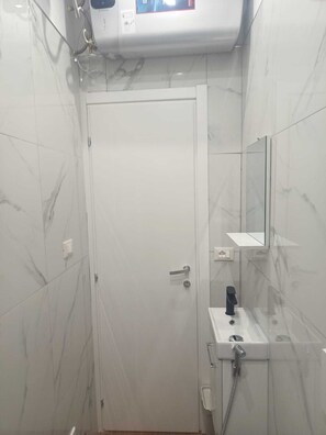 Towels, toilet paper