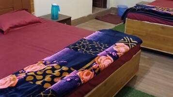 Standard Double Room, City View | Free WiFi, bed sheets