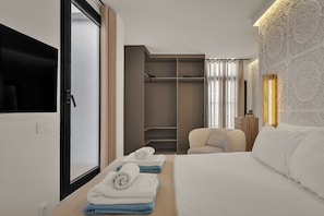 5 Schlafzimmer, Bügeleisen/Bügelbrett, kostenloses WLAN, Bettwäsche