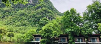 Yingxi Fenglin Corridor qiangu Yunshe Hot Spring Resort