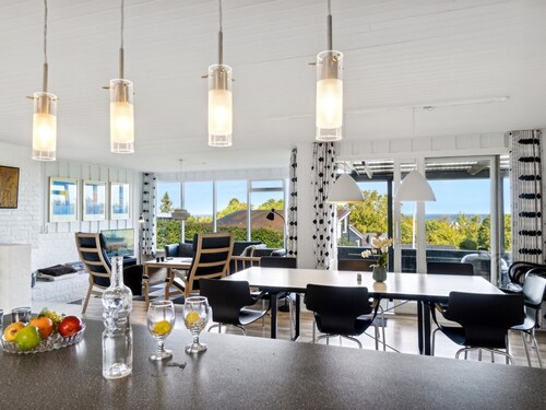 "Eliana" - 300m from the sea by Interhome