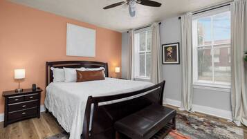 StrykjÀrn/strykbrÀda, resesÀng, gratis wi-fi och sÀngklÀder