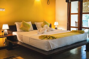 Double Room, Lake View | Minibar, desk, laptop workspace, soundproofing - Pothana Village (Sigiriya)