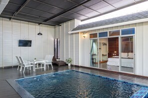 Grand Villa, Pool View | Room amenity - IP Plus Pool Villa Pattaya (Pattaya)