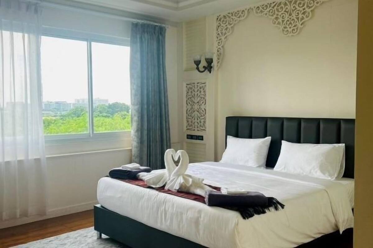 1 bedroom, free minibar, desk, free WiFi