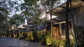 Televisi LED 40-inci dengan saluran TV kabel