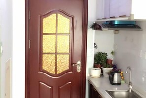 Room - Kaixuan Shidai Family Apartment (Dalian)