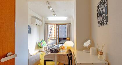 5 mins walk Hiroo Station, 10 mins walk Ebisu, shibuya 13 mins by train