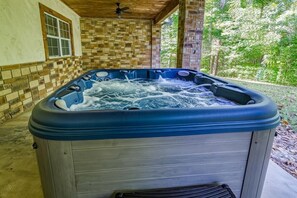 Bain à remous extérieur