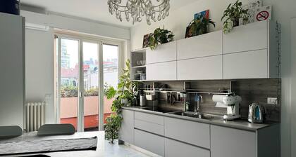 Gorgeous apartment just minutes from the Duomo in Prada Foundation district